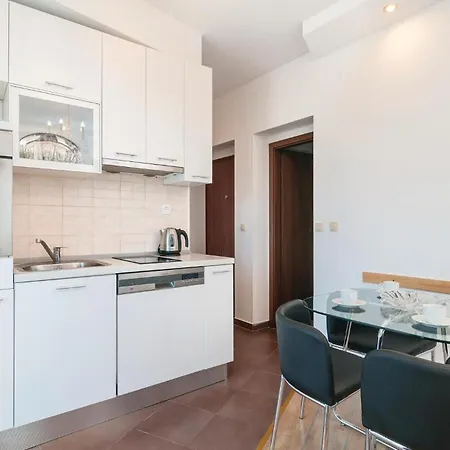 Apartament Sea View Jacuzzi An Podstrana